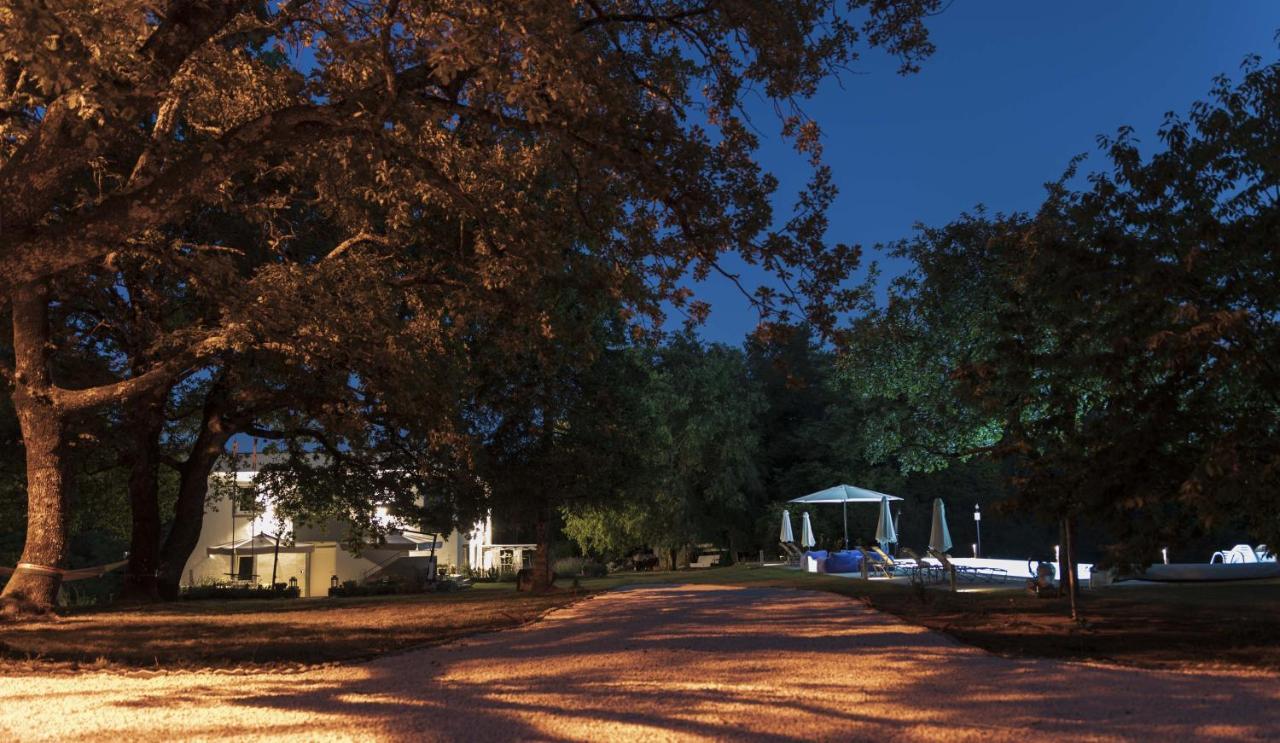 Luxury Villa Cetiri Hrasta Pićan Buitenkant foto